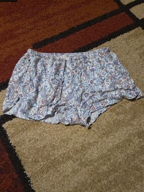 Brandy Melville Floral Shorts Womens Small